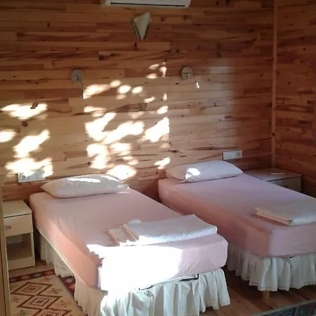 Halil Camping Çıralı